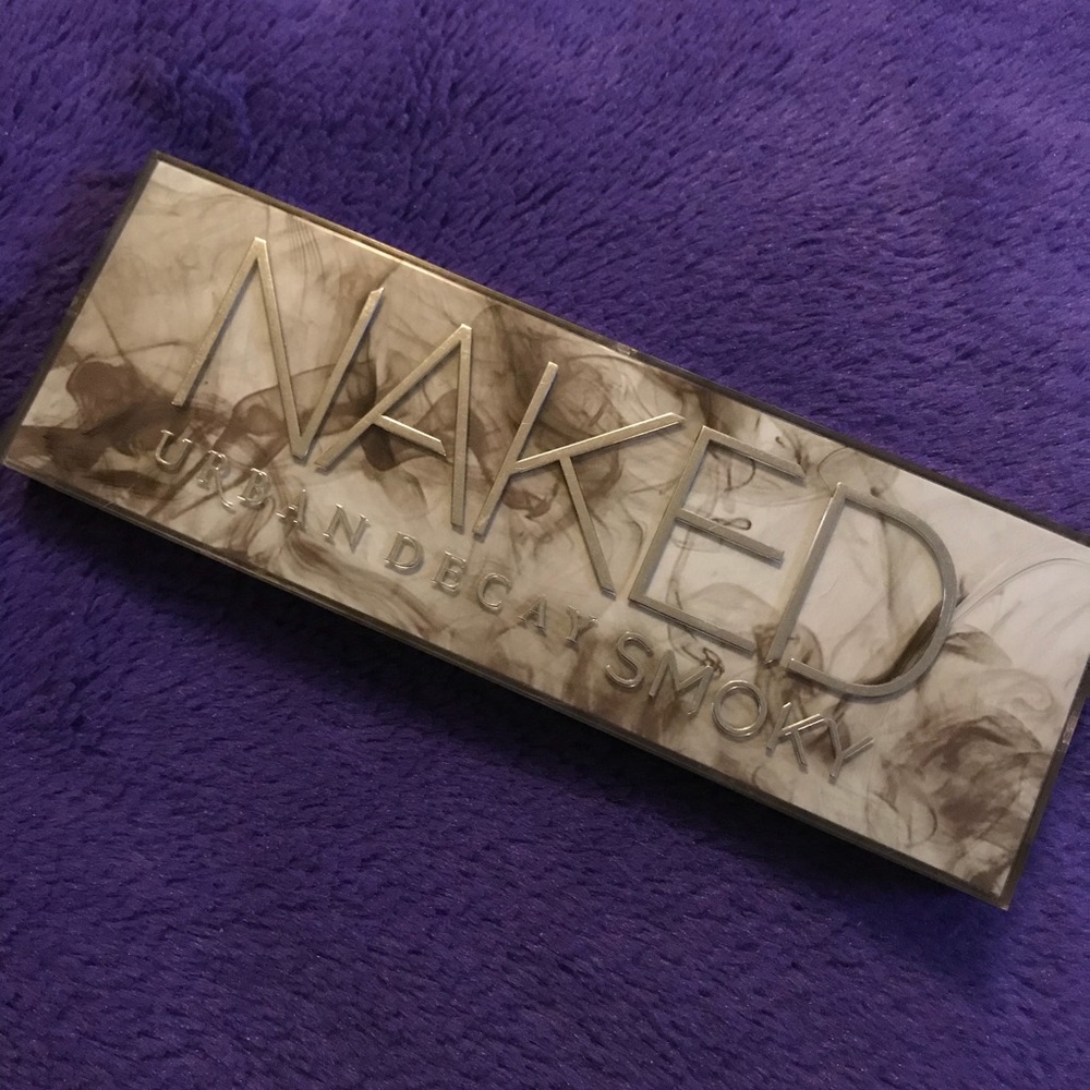 SOLD Naked Urban Decay Smokey Eye Palette